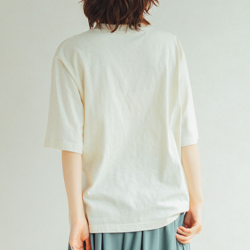 婦人『m.m.o』5分袖ネコ刺繍Tシャツ