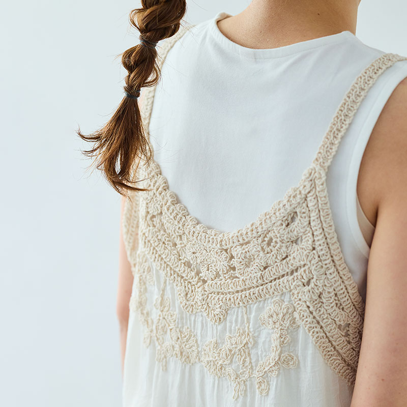 婦人『cloudnine』レース刺繍入りキャミベスト