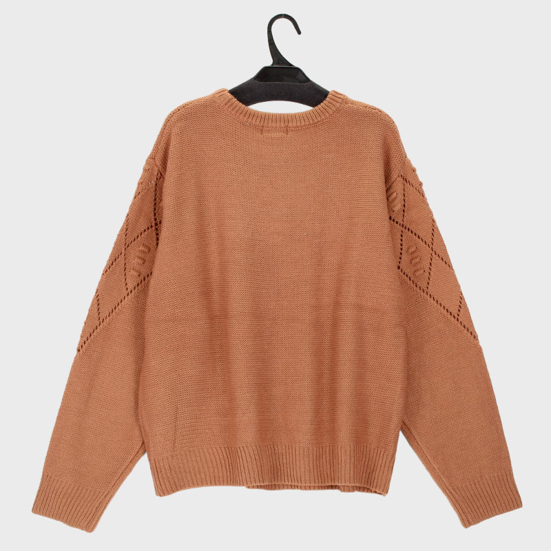 婦人大寸丸首セーター(刺しゅう入り)