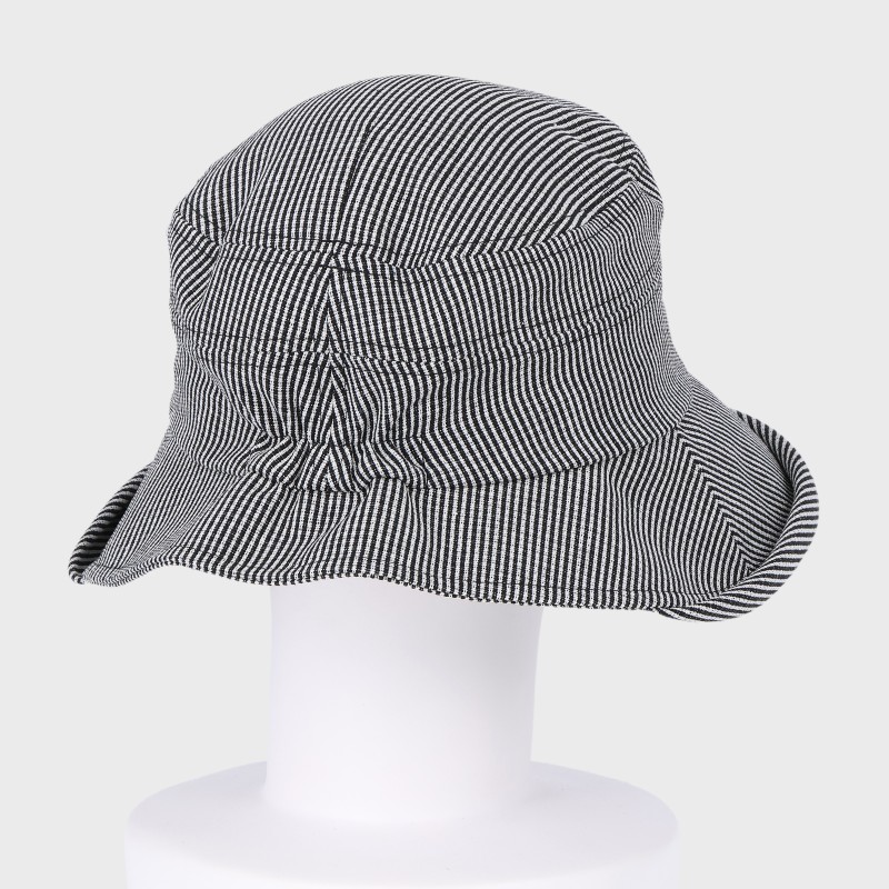 『LUCIANO VALENTINO 』ストライプ柄ロゴ刺しゅうオブザーハット/吸水制電接触冷感素材ビスクール使用