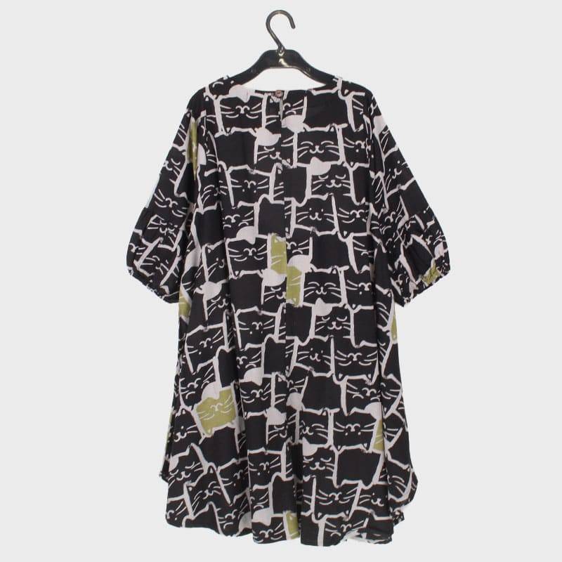 婦人はんなりフレアワンピース(ねこ)