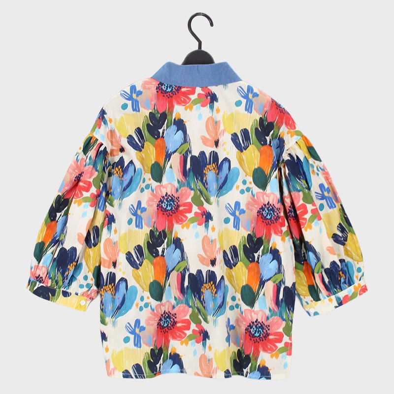 婦人『VERITE』七分袖デニム襟プリントシャツ