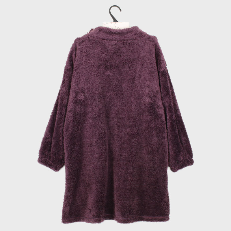 婦人ボアハイネックかぶり型カッポー(ネコアップリケ付き)