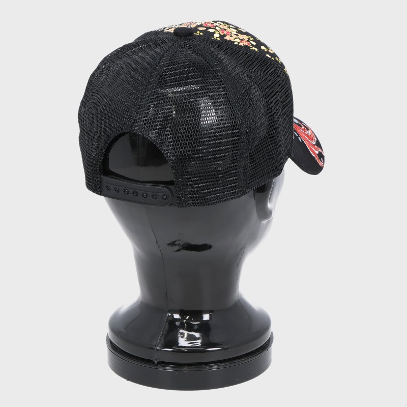 紳士和柄刺しゅうメッシュキャップ