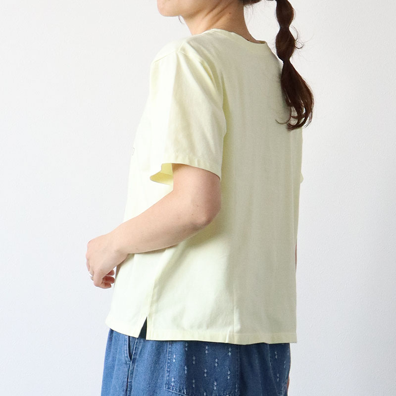 婦人『cloudnine』サイドスリット入り刺しゅうプリントTシャツ