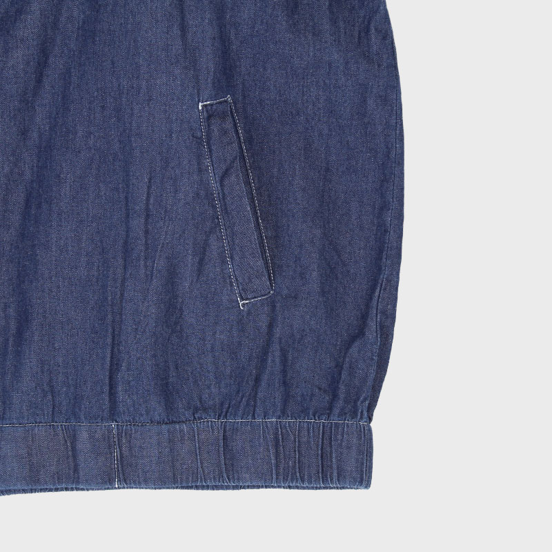 婦人長袖ポケット付きデニムパーカー