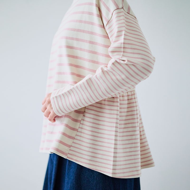 婦人『cloudnine』コットン裏毛先染めボーダー2種使いカットソープルオーバー
