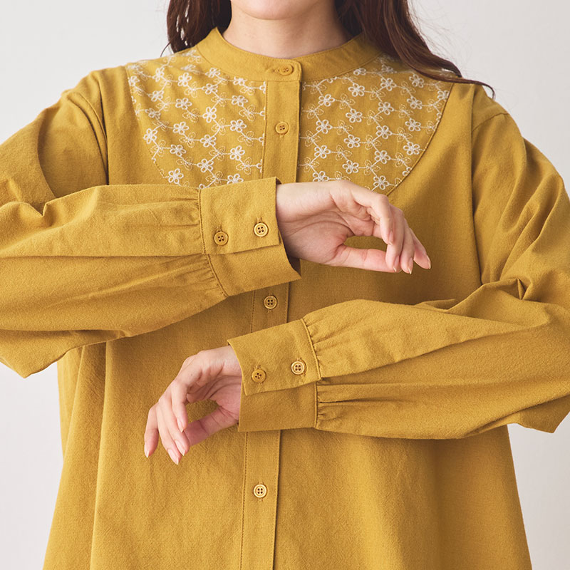 婦人『cloudnine』前開き刺繍ブラウス