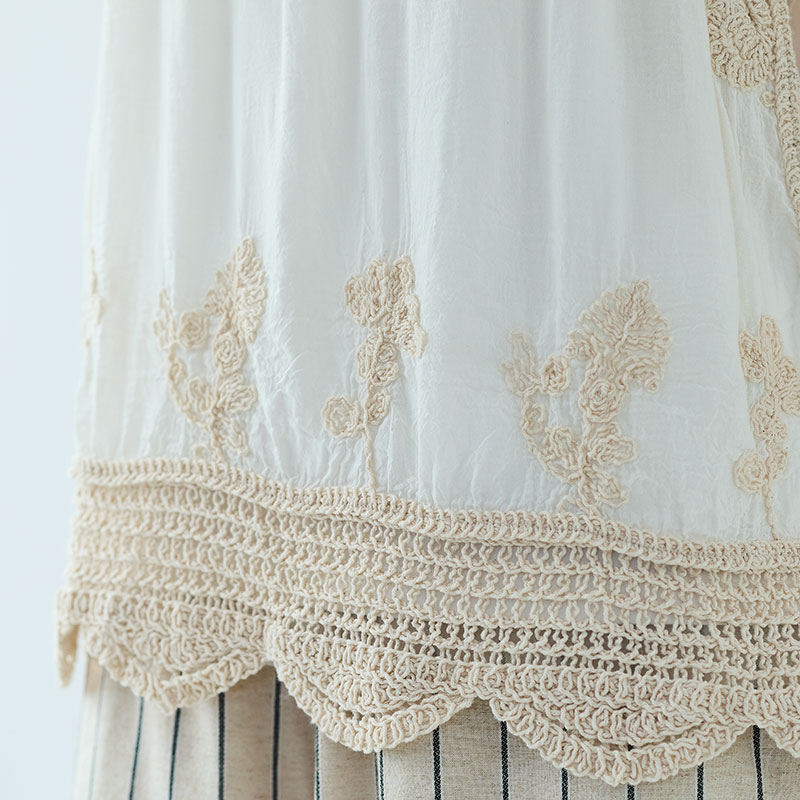婦人『cloudnine』レース刺繍入りキャミベスト