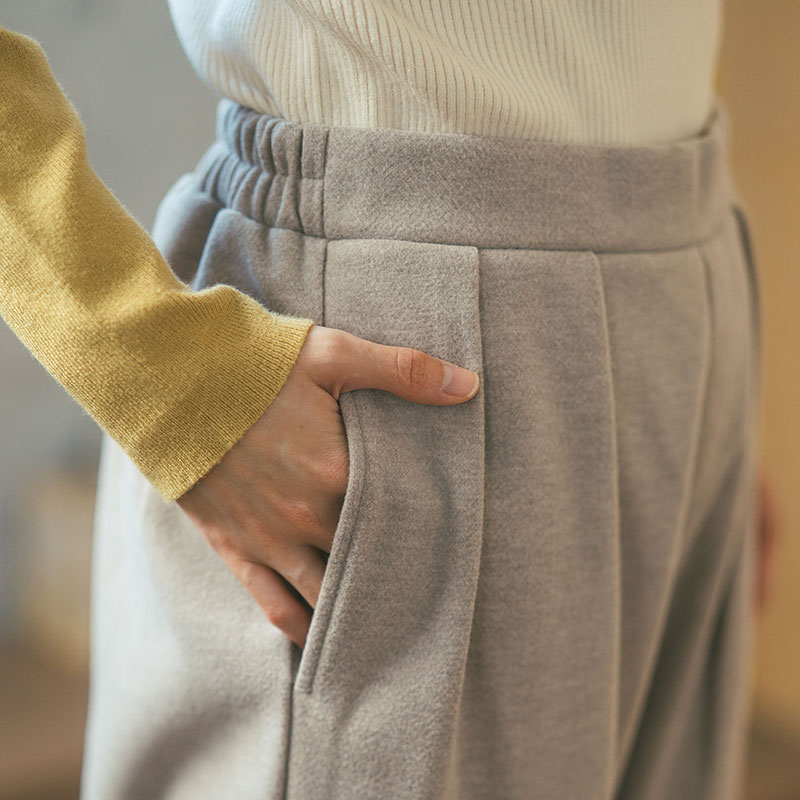 婦人『m.m.o』ウールライクタックバレルパンツ