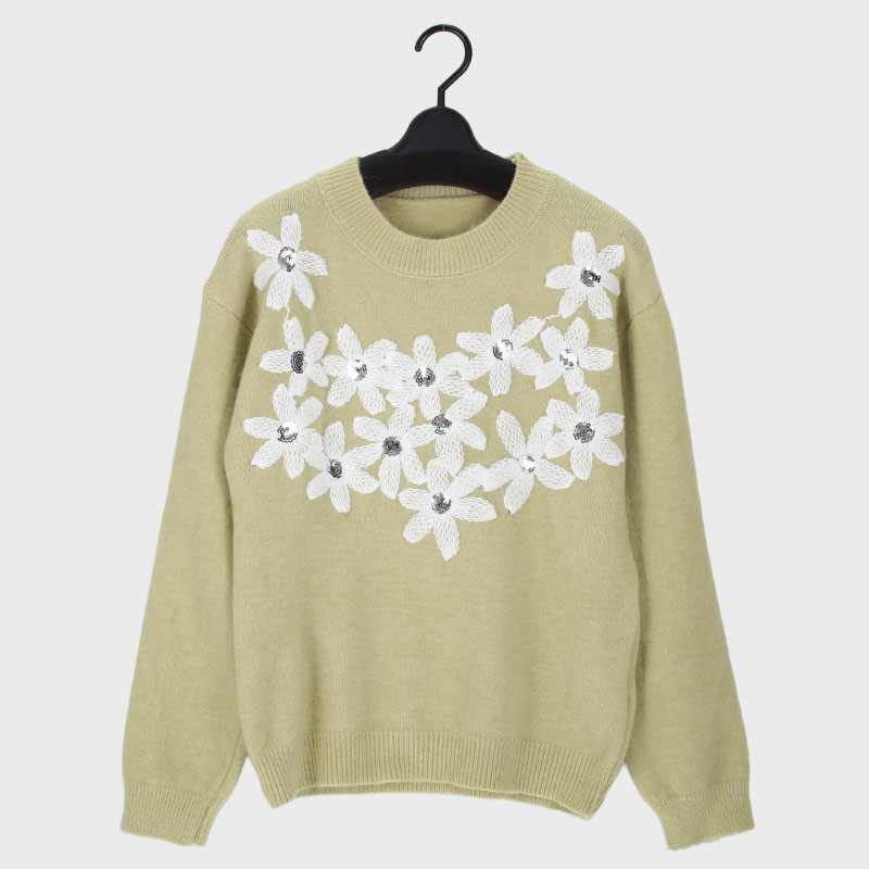 婦人ニット 花刺しゅうデザイン
