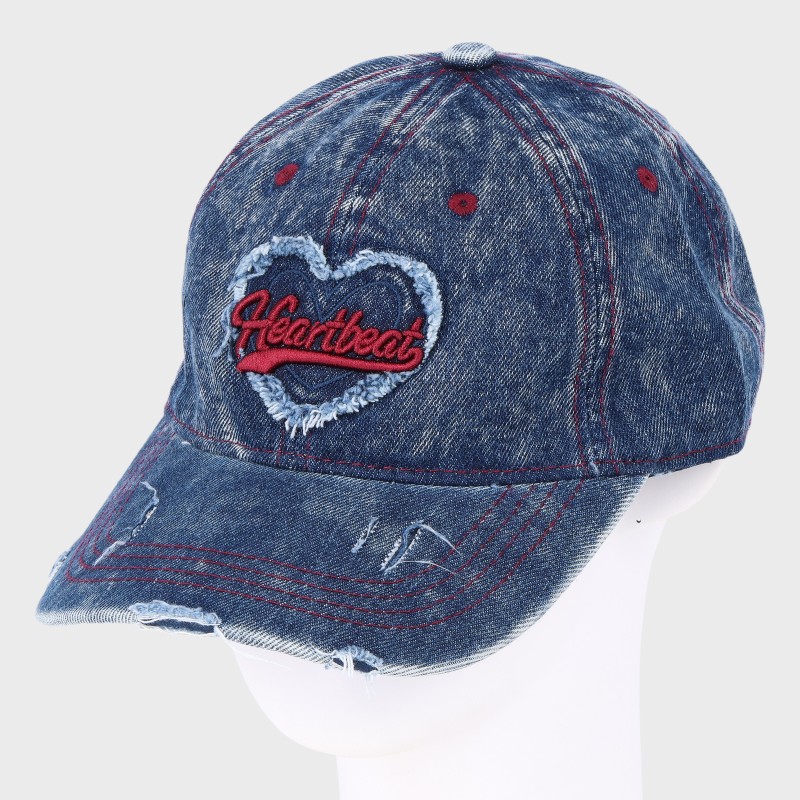 ハート刺しゅう入りデニムウォッシュCAPキャップ