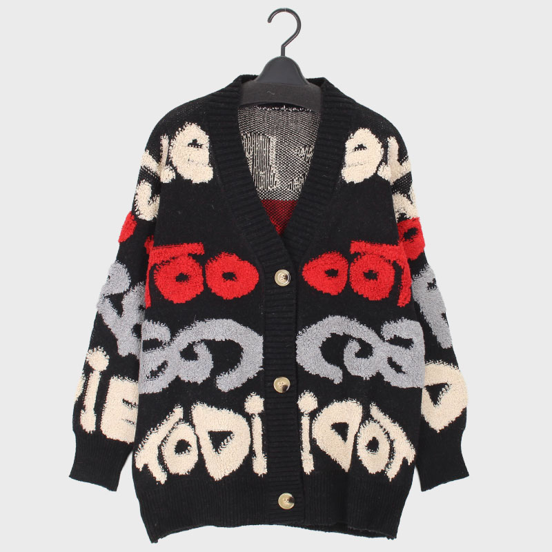 婦人ニットカーディガン(英字デザイン)