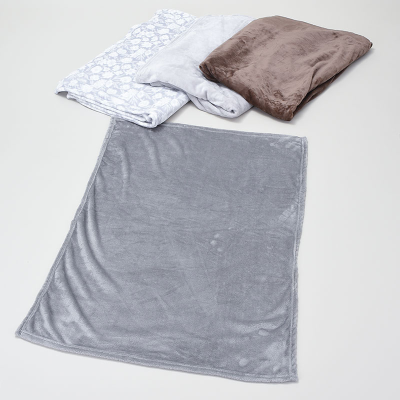 冬素材込みひざ掛け 丸巻き