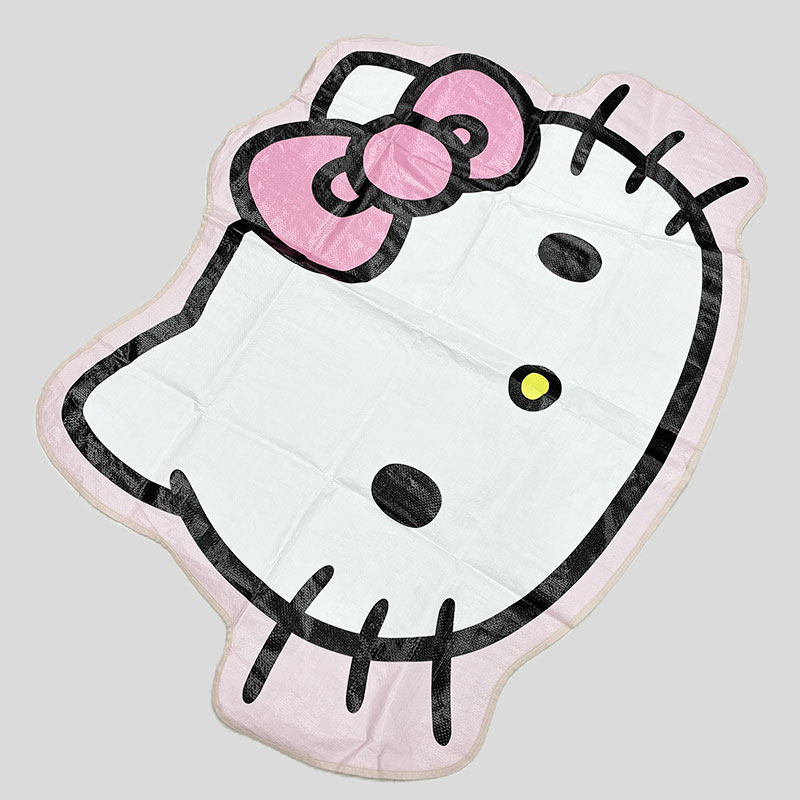 キティダイカットレジャーシート