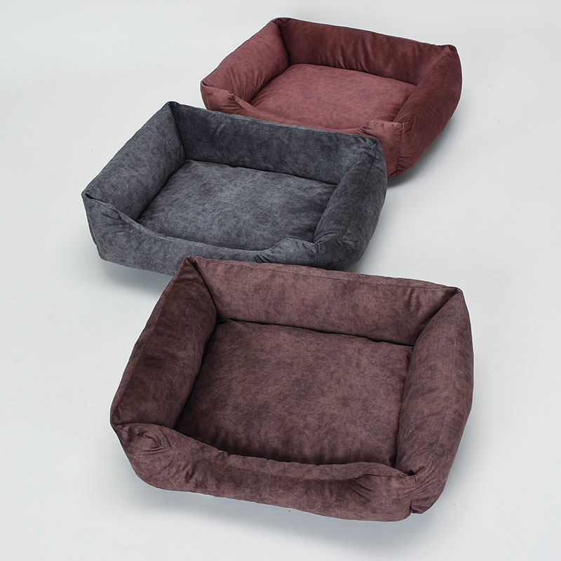 レザースクエアペットL