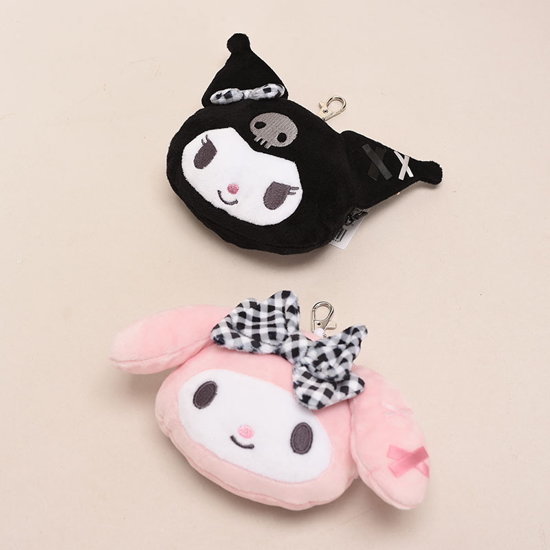 サンリオギンガムチェックパスケース