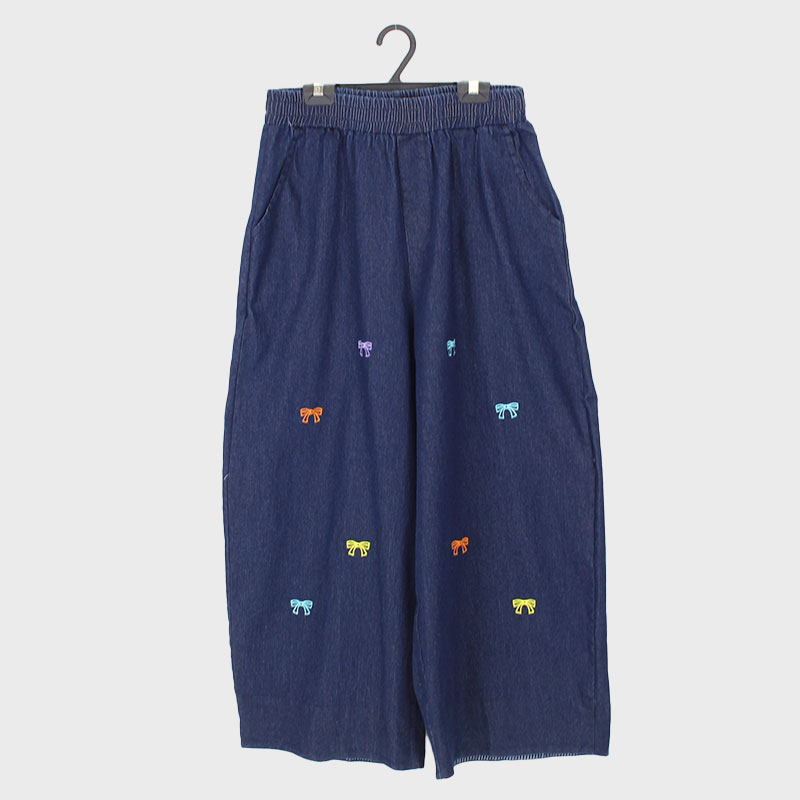 婦人刺しゅうワイドデニムパンツ