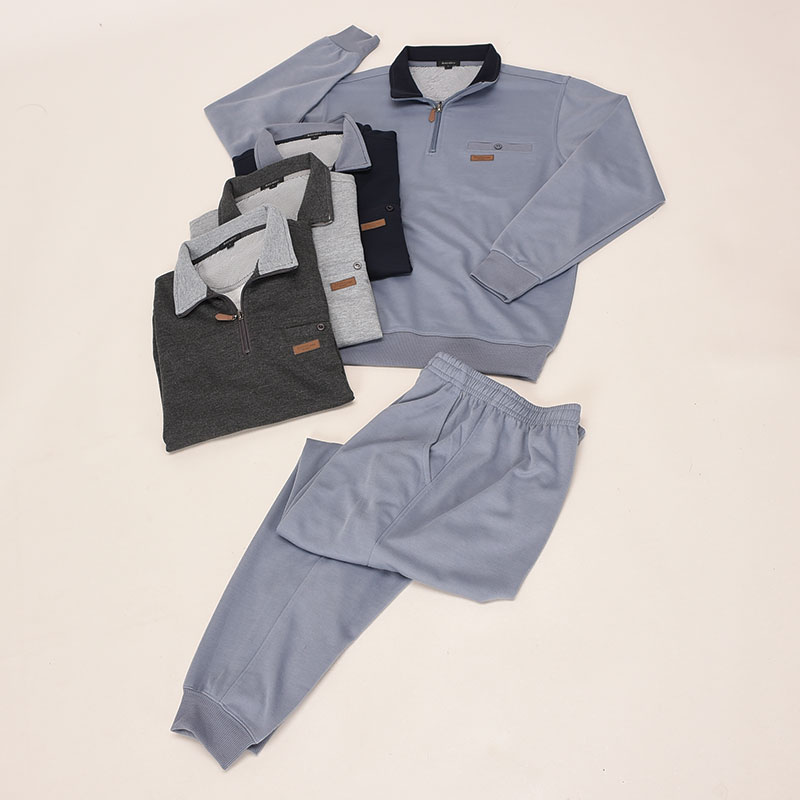 紳士ダンボール無地ハーフジップスーツ