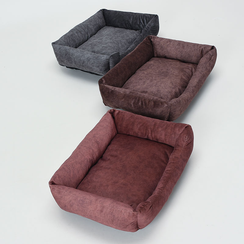 レザースクエアペットM