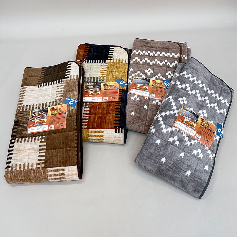 ウォッシャブル蓄熱キルトラグ2帖