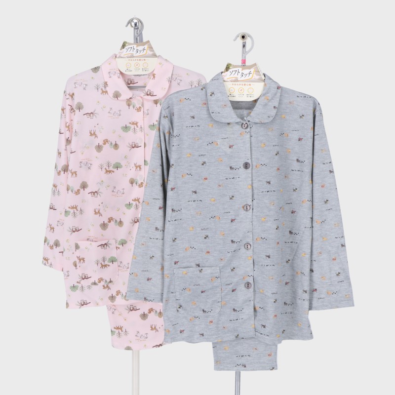 婦人ダンボールパジャマ