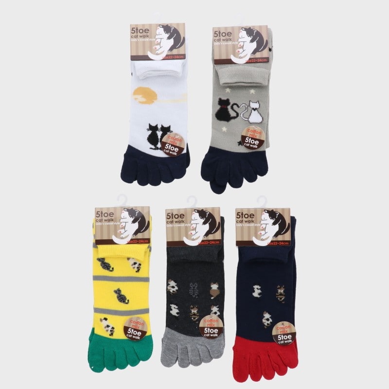 婦人綿混クルー丈ネコ柄5本指ソックス