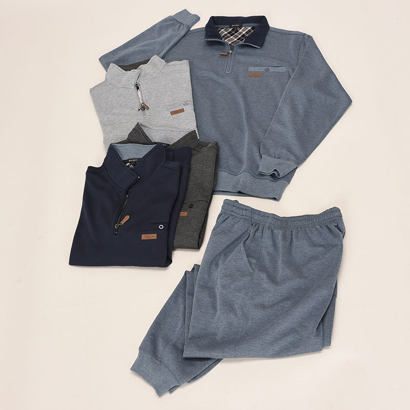 紳士ダンボール無地ハーフジップスーツ