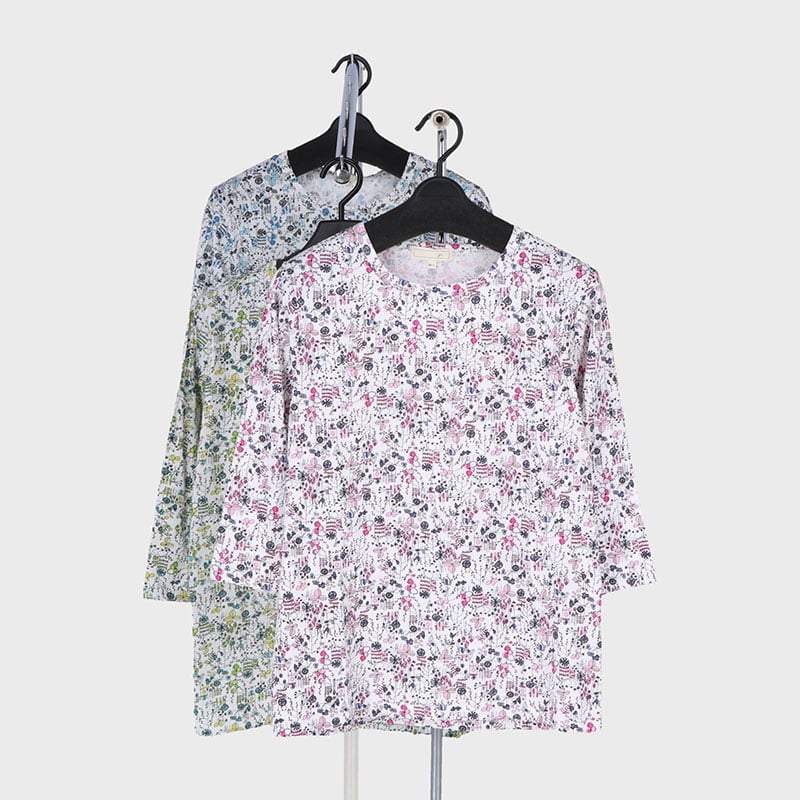 婦人7分袖総プリントTシャツ