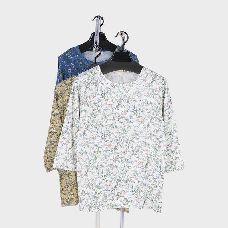 婦人7分袖総プリントTシャツ