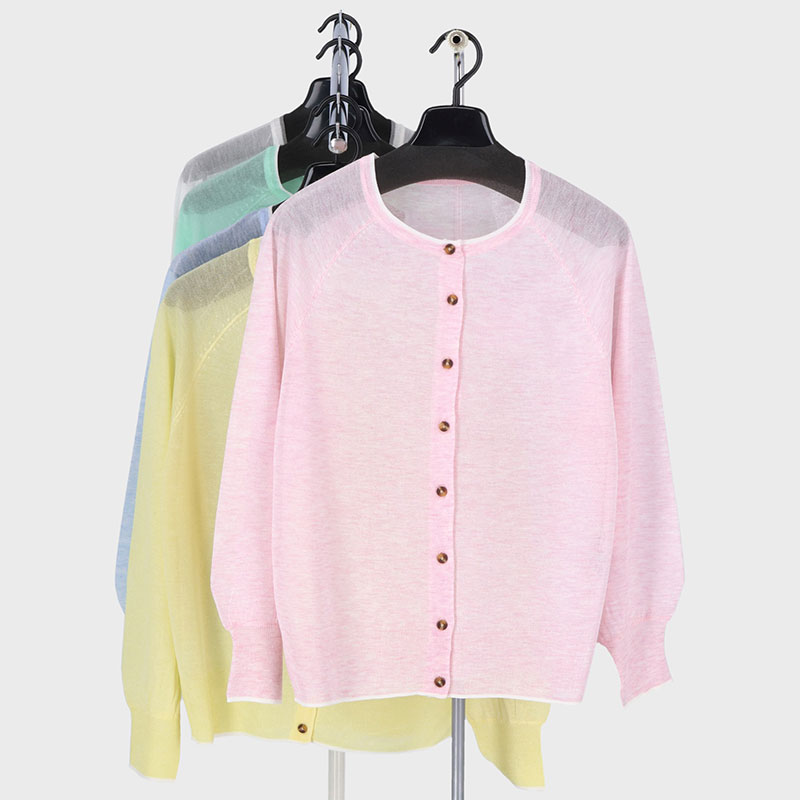 婦人ニットカーディガン