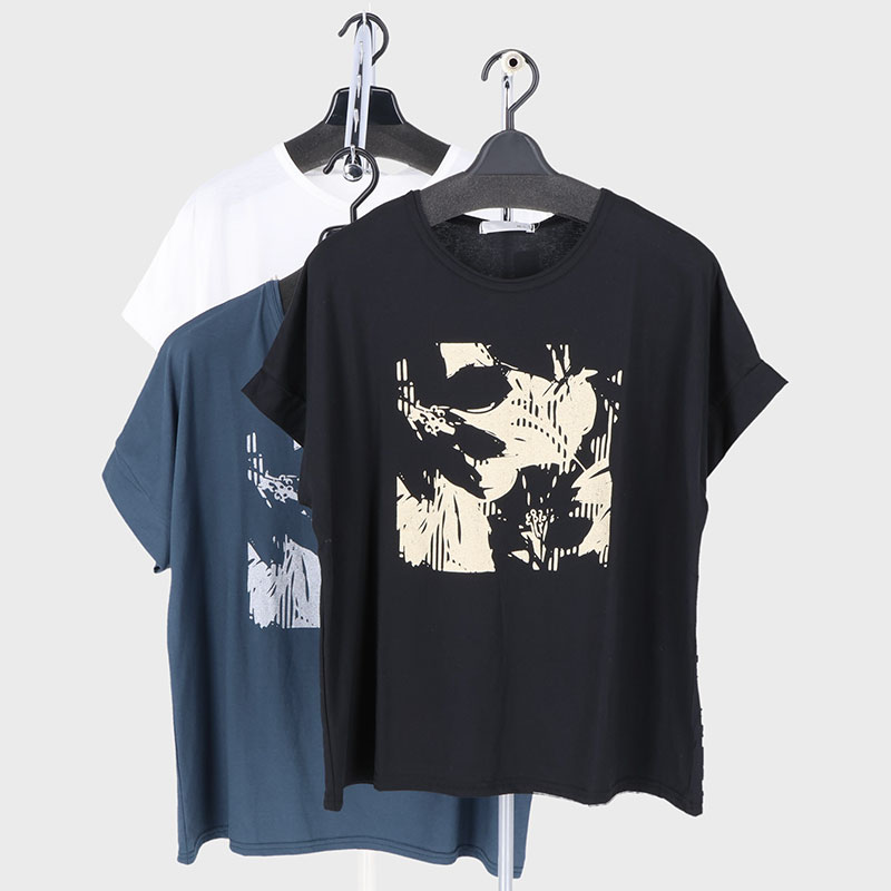 婦人箔プリントTシャツ