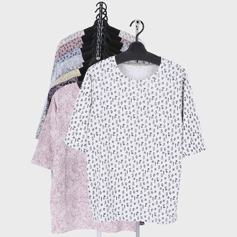 婦人大寸5分袖総柄プリント2柄Tシャツ