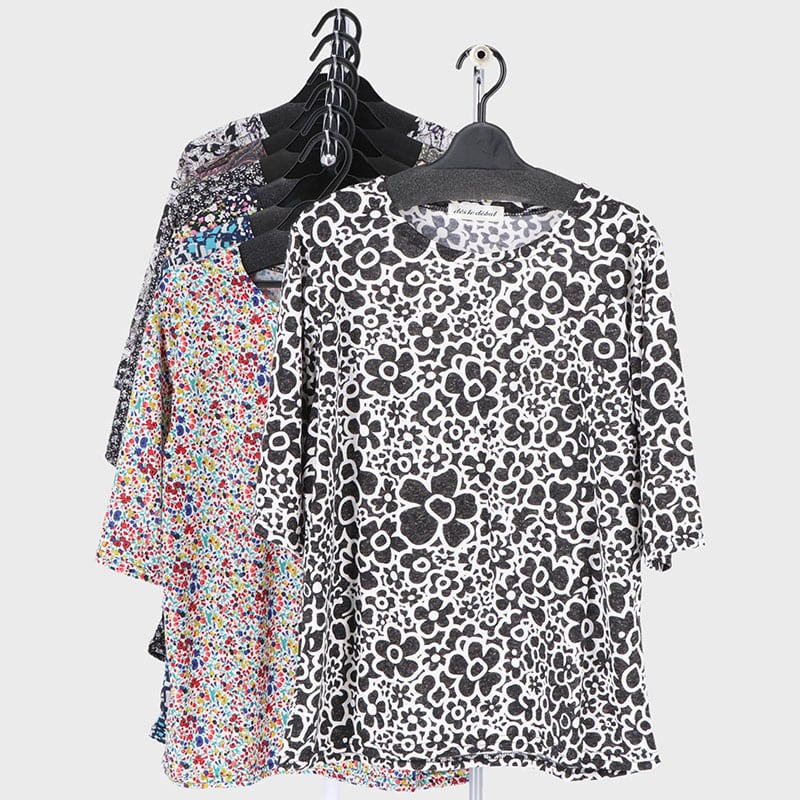 婦人大寸5分袖麻混プリントTシャツ