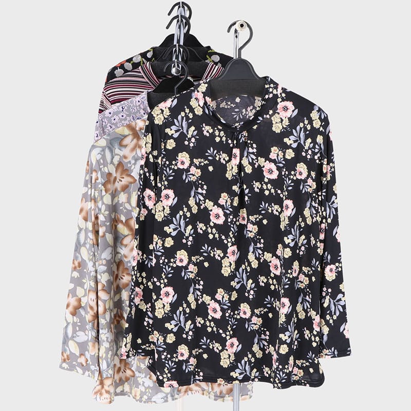 婦人大寸ITY胸ギャザープリントTシャツ