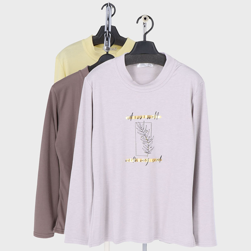 婦人長袖箔プリントTシャツ