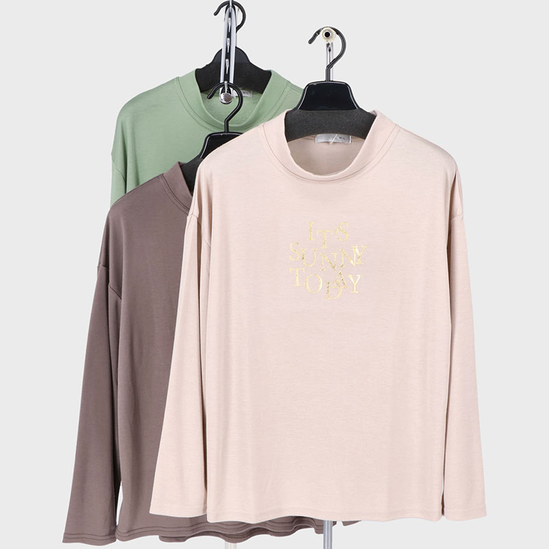 婦人長袖箔プリントワイドTシャツ