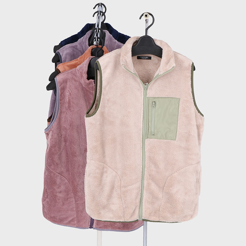 婦人モコモコポケット付きベスト