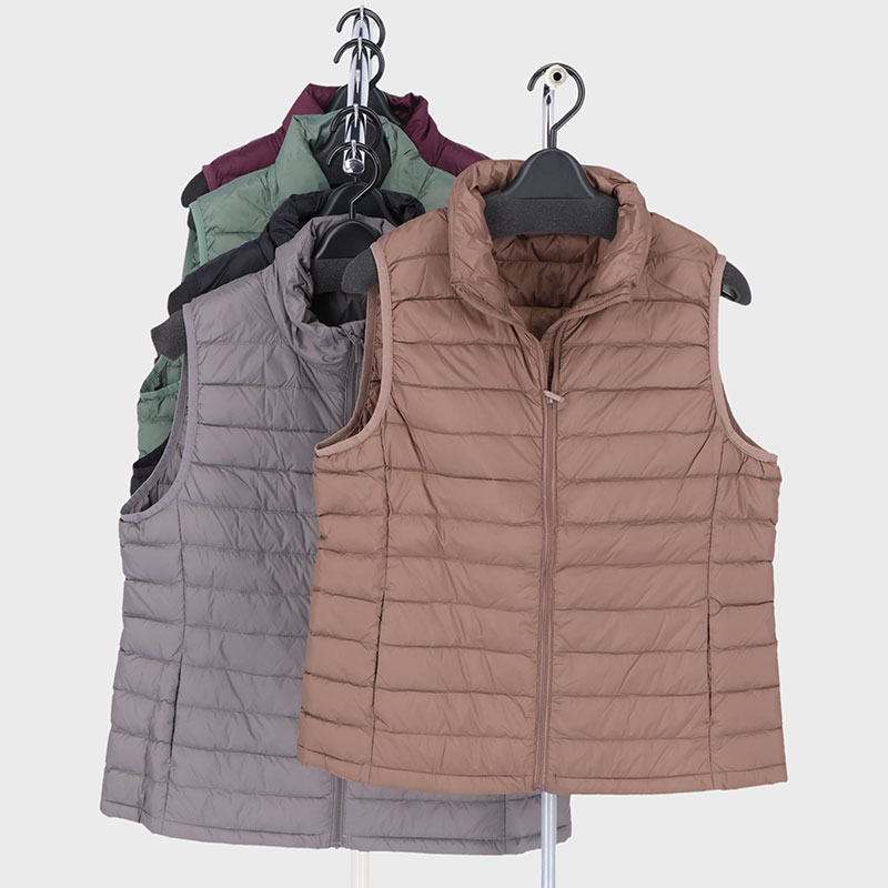 婦人スタンドカラーダウンベスト