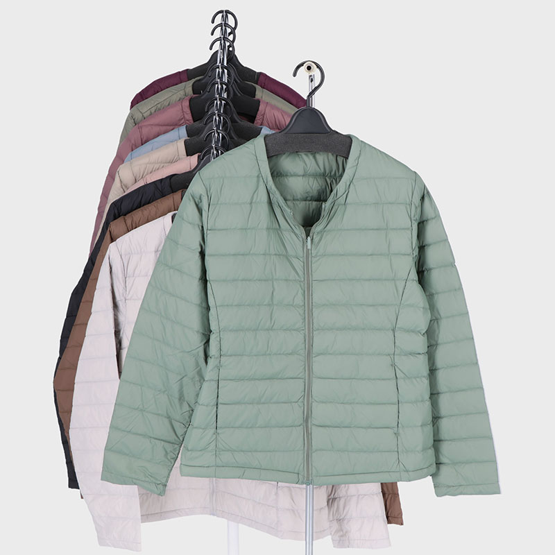 婦人ノーカラーダウンジャケット