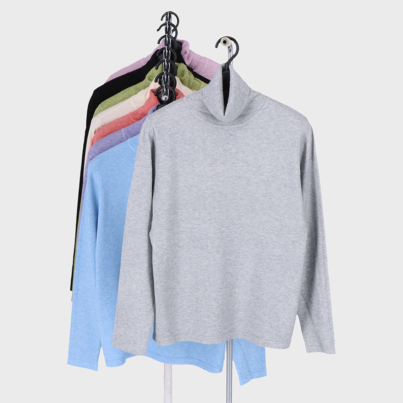 婦人もちもちニットタートルネックセーター