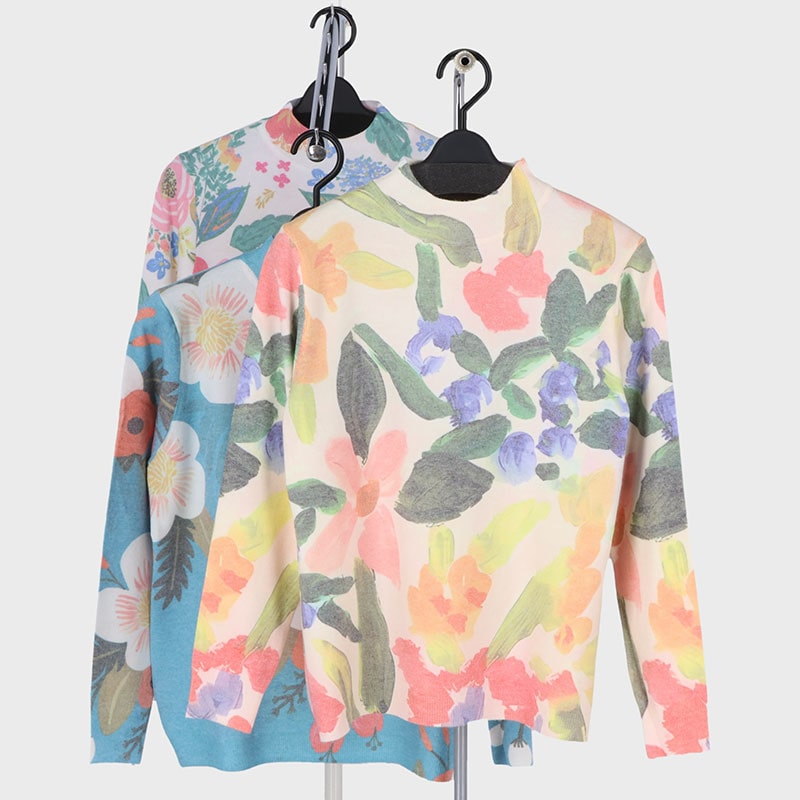 婦人もちもちニットプリント3柄込みセーター