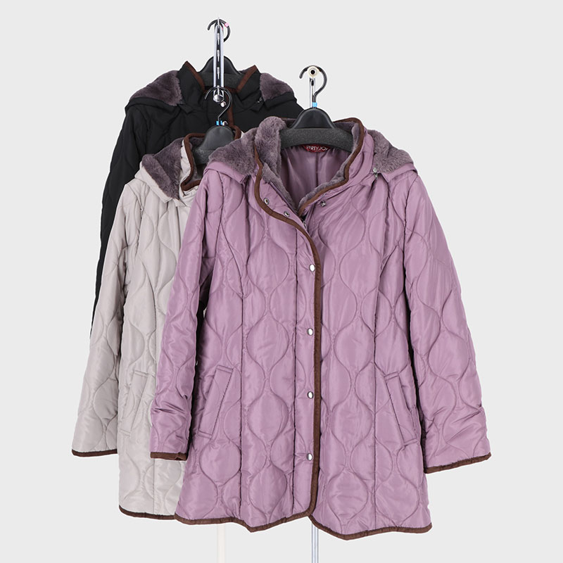 婦人大寸中綿裏ボアキルトジャケット