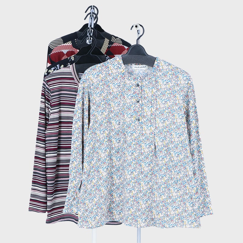 婦人長袖プリントピンタックTシャツ