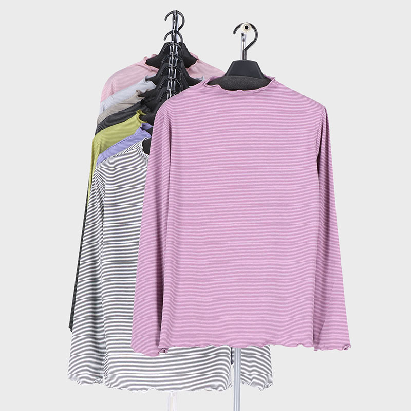 婦人ボーダーハイネックTシャツ