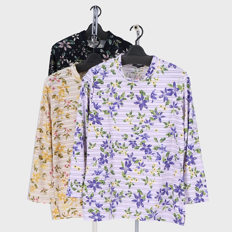 婦人長袖ジャガードプリントTシャツ