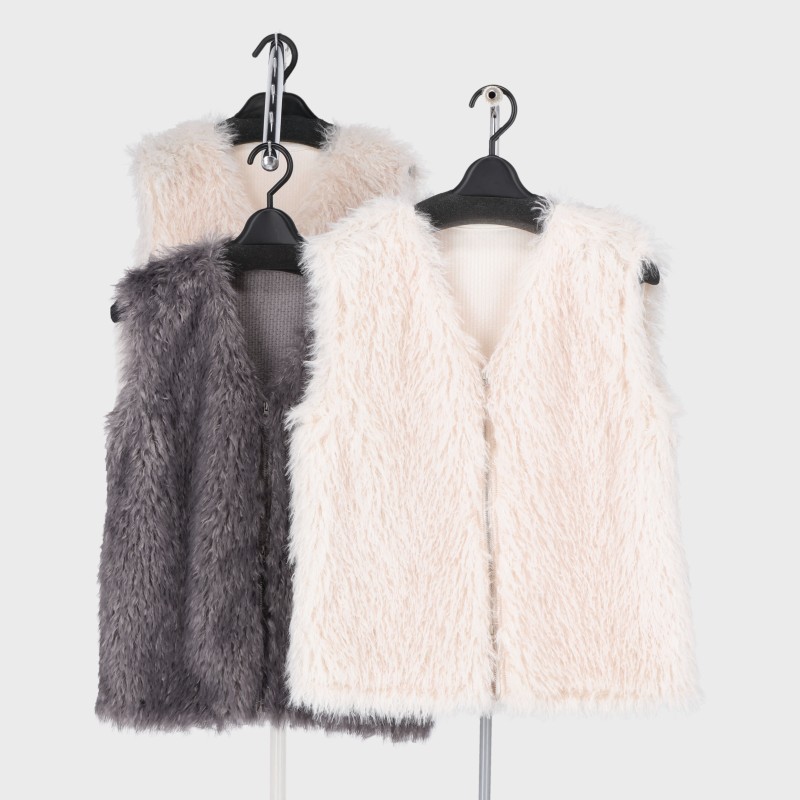 婦人大寸Wジップファーベスト