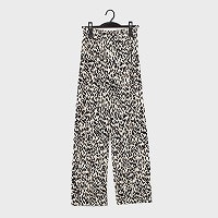 �w�l�v���[�c�v�����g�p���c