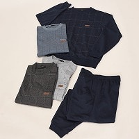 �a�m�_���{�[���O�g�i�q�ێ�X�[�c