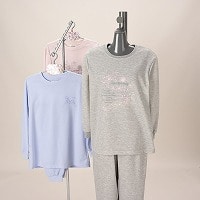 �w�l�_���{�[���X�[�c�k��